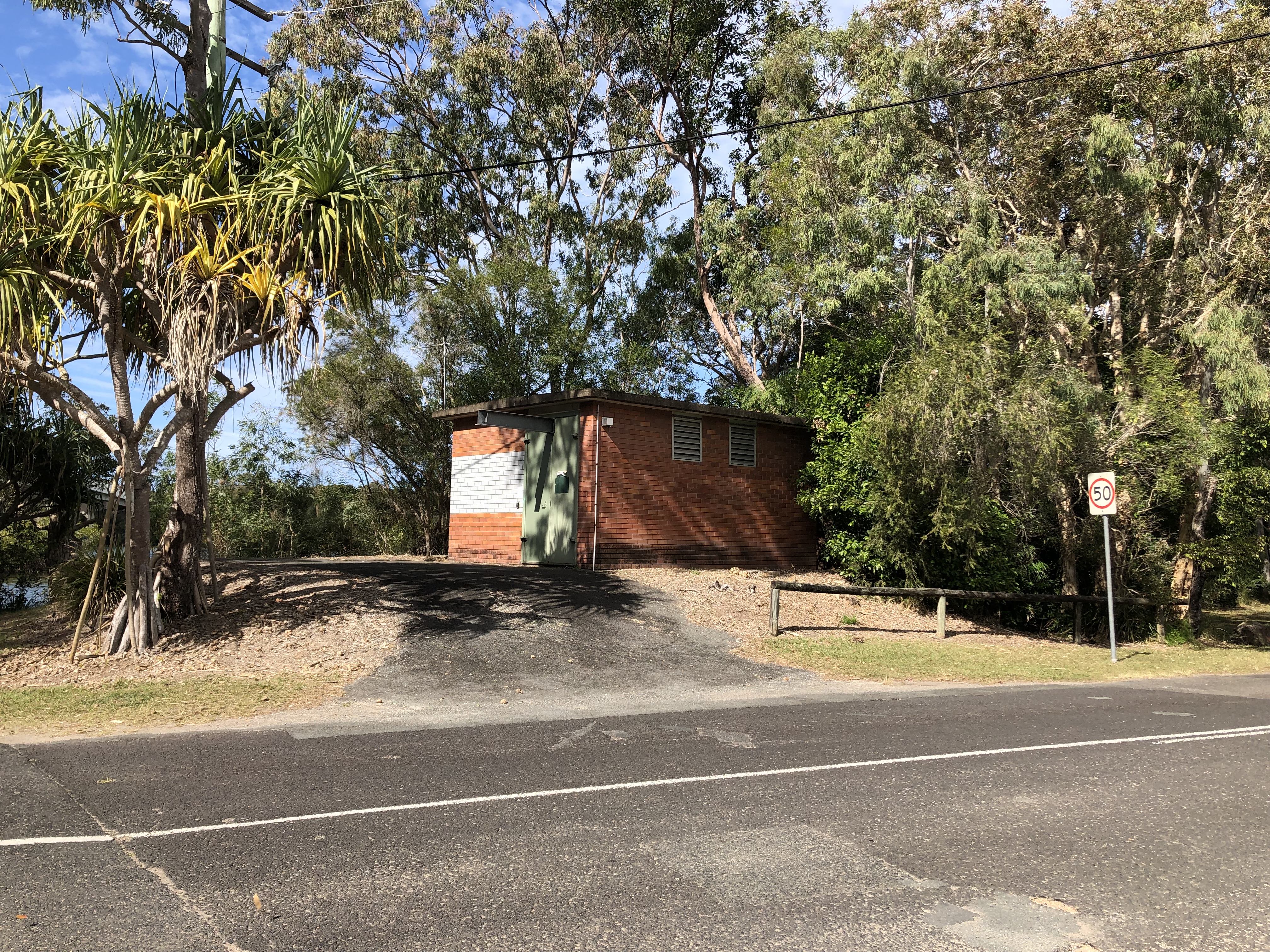 Noosaville Lake Weybe Drive artwork