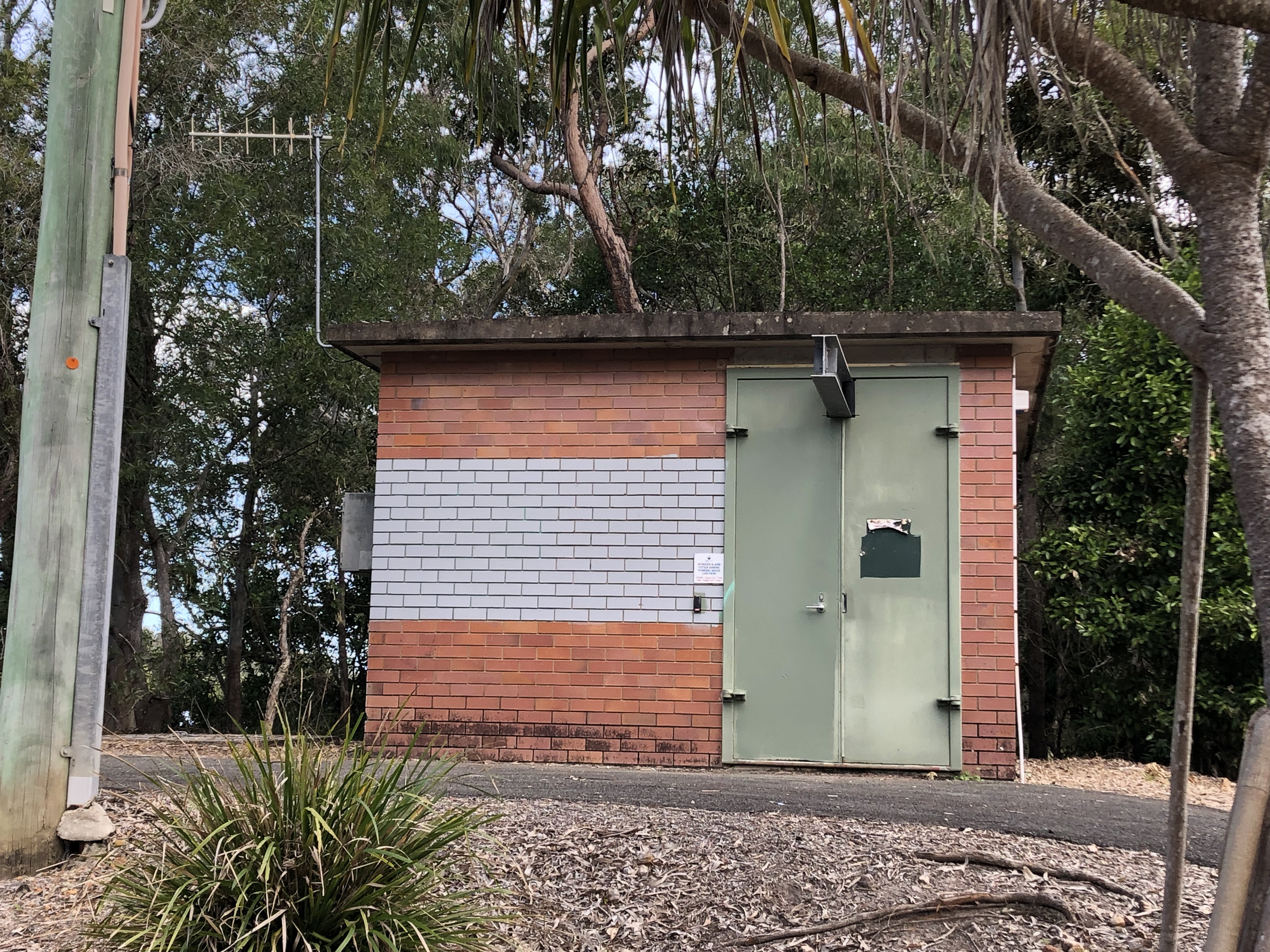 Noosaville Lake Weybe Drive artwork