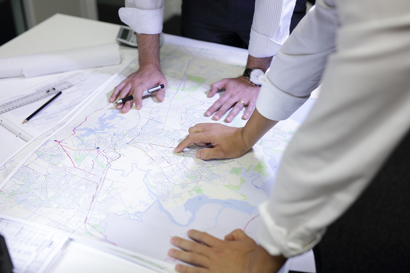 Reference library - looking at maps