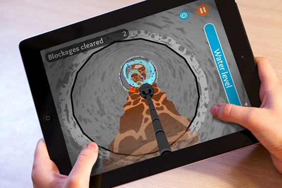 Playing-Sewer-Run-game-holding-iPad