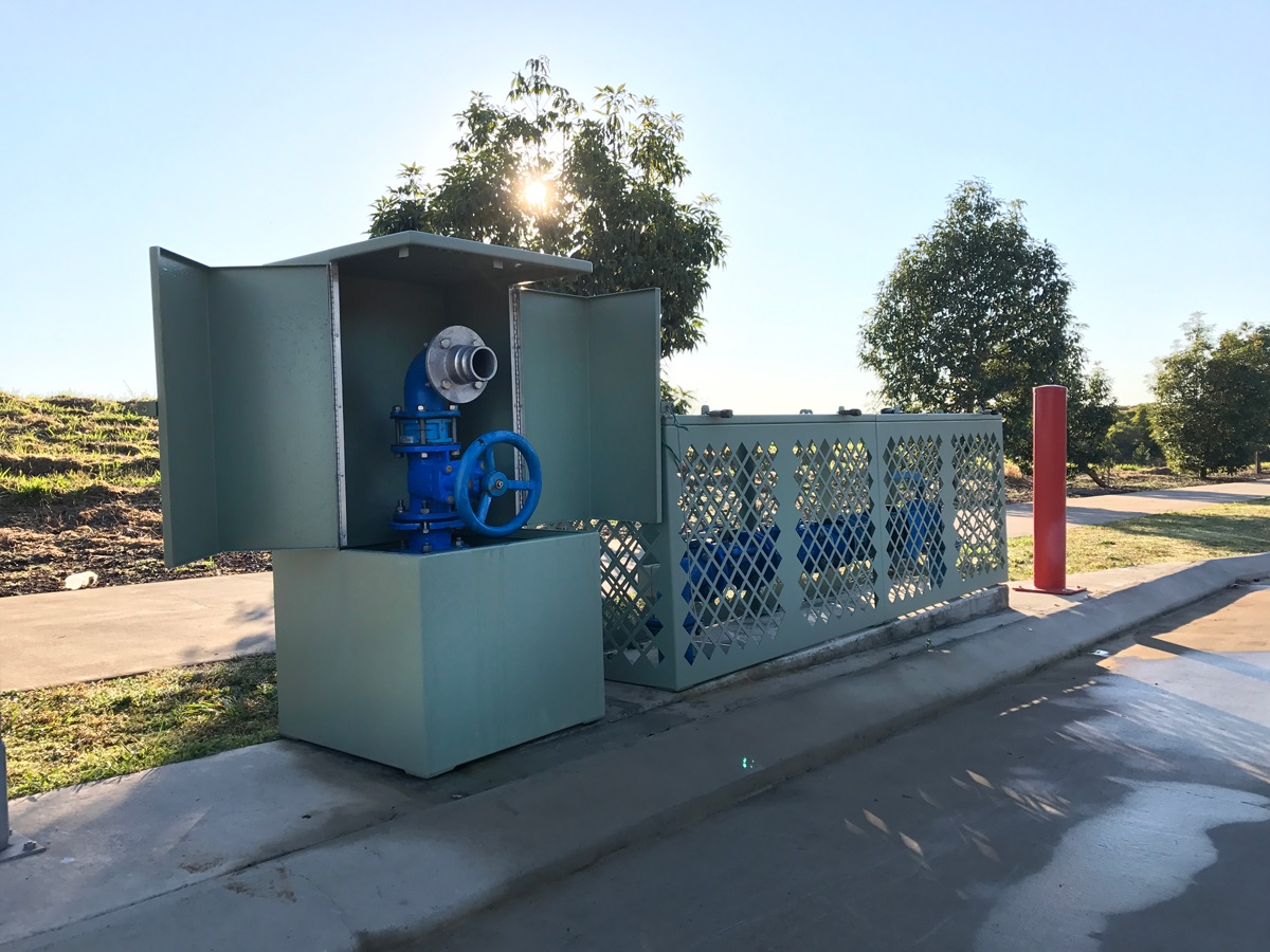 Fixed fill station for potable water carriers in Dakabin