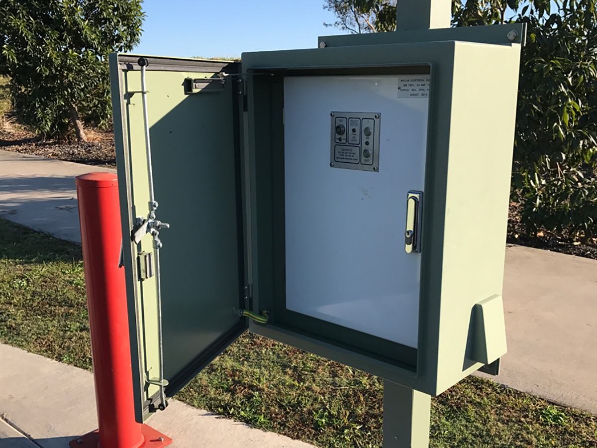 Potable fill station in Dakabin showing inside of box