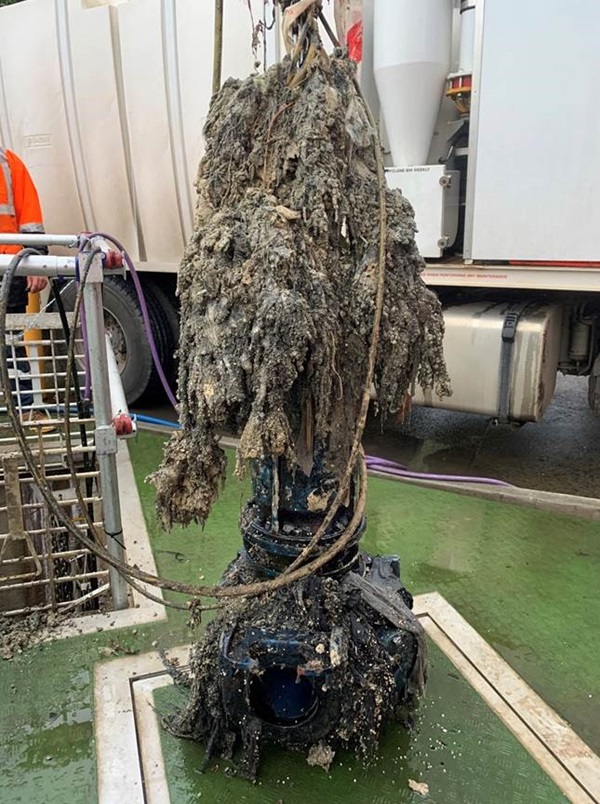 Fatberg that weighed more than a tonne was discovered in a Brendale sewage pump station