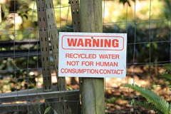 Recycled water warning sign