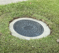 Maintenance hole